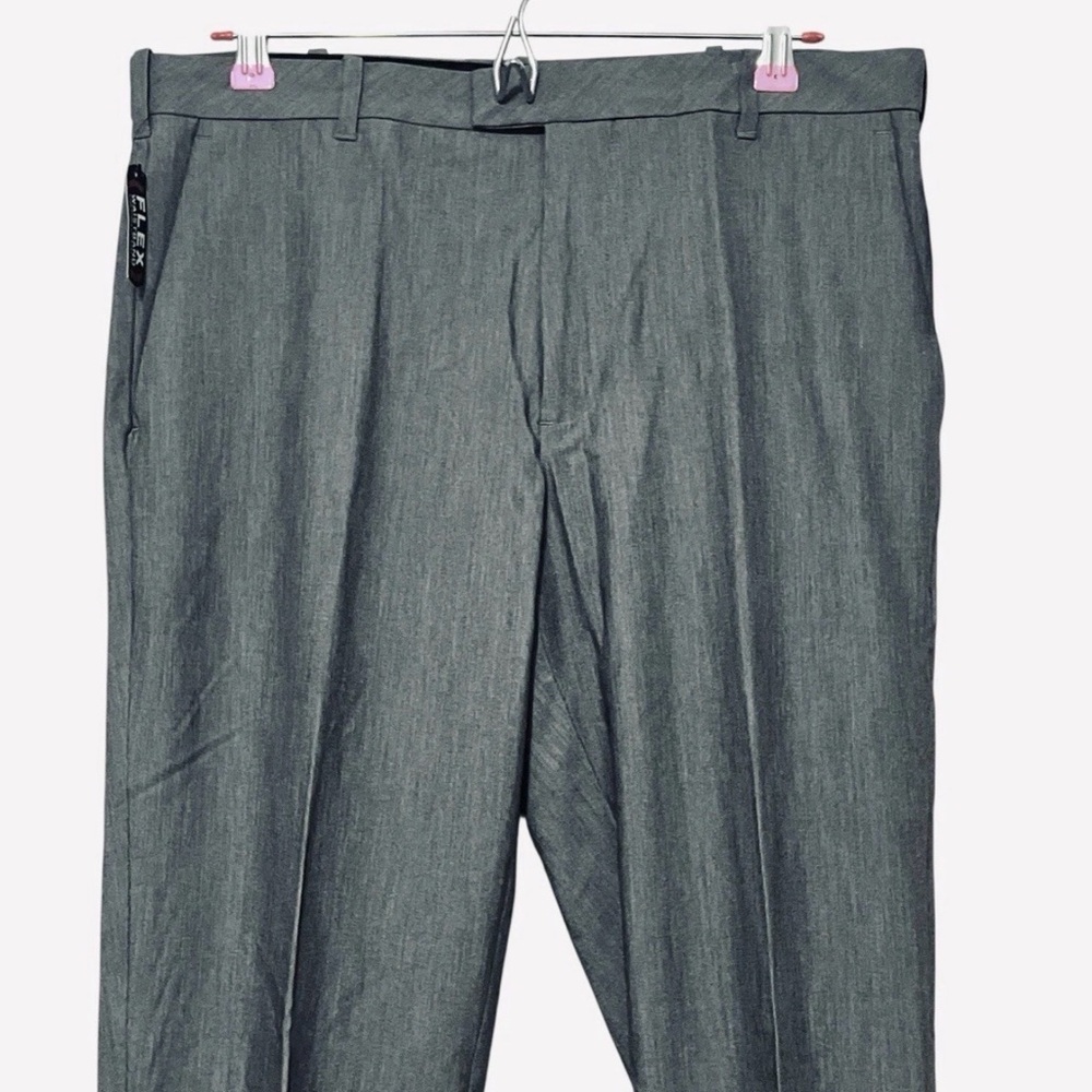 Van Heusen Men's Flex Flat Front Straight Fit Pants Silver Gray Size 36x32 - Picture 5 of 10
